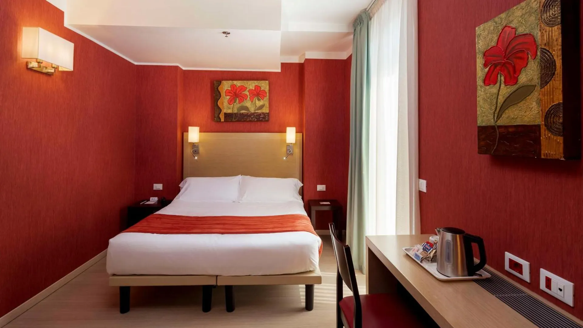 Best Western Porto Antico Genoa 3*,