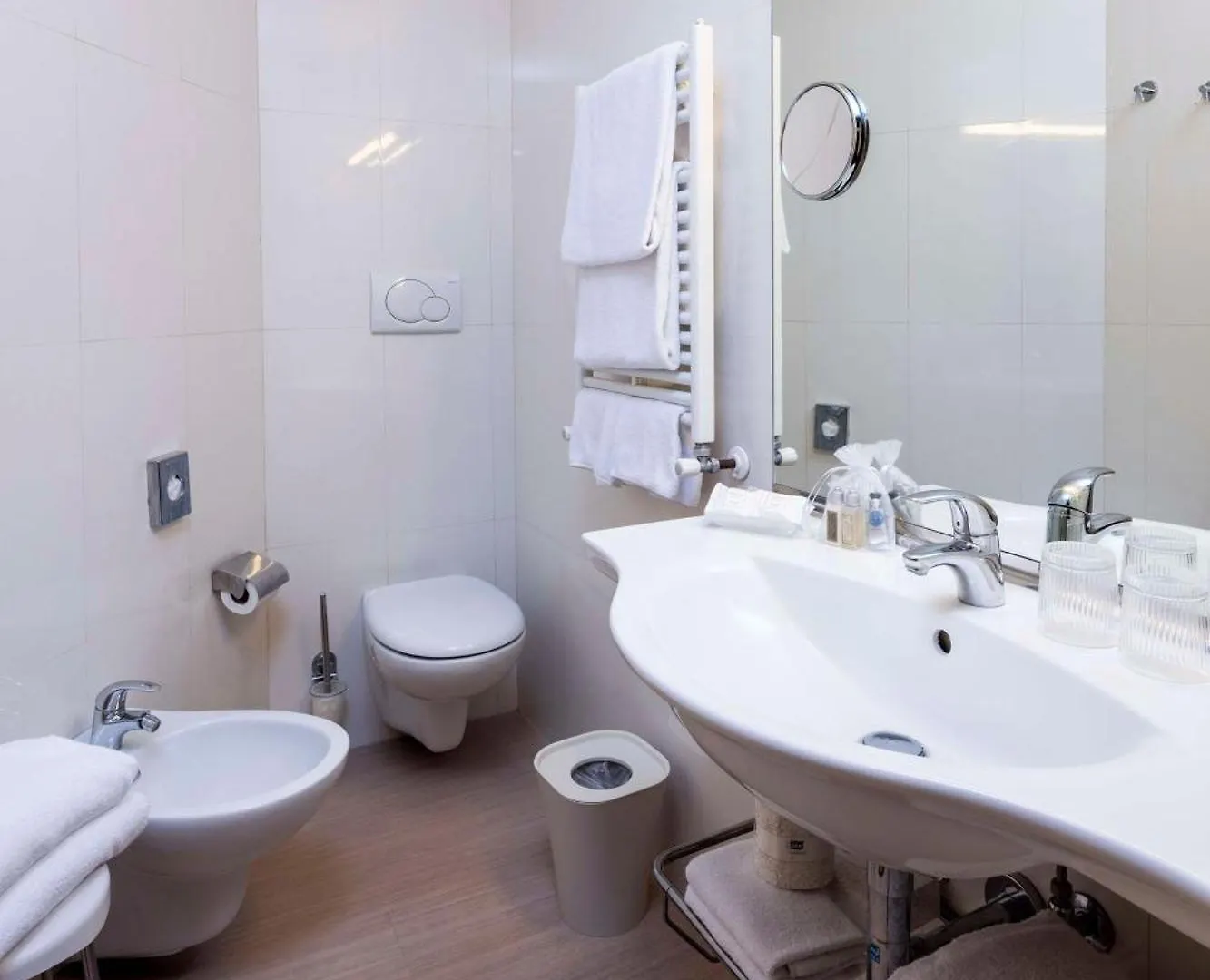 Best Western Porto Antico Genoa Hotel